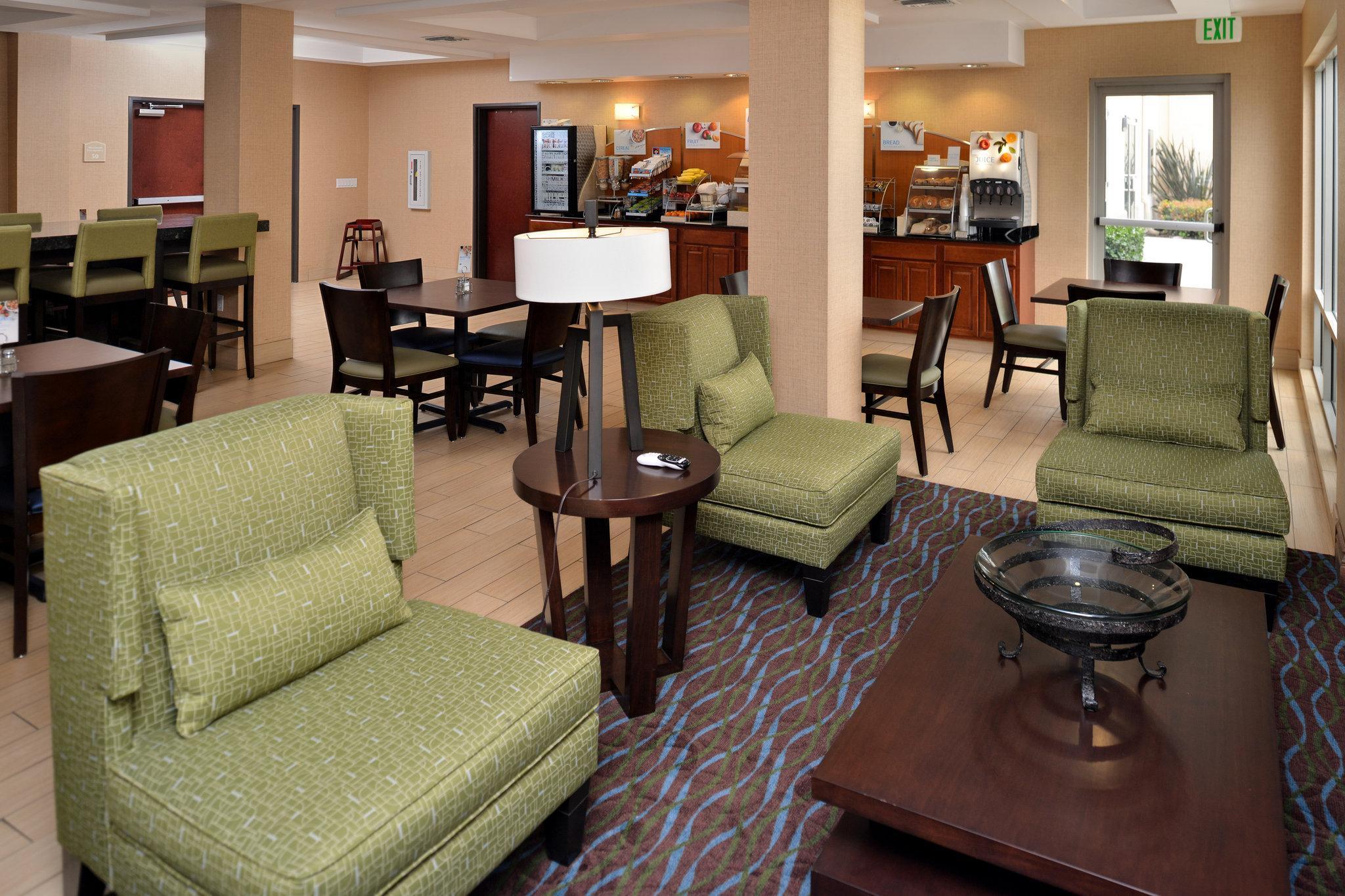 Holiday Inn Express San Diego - Otay Mesa, An Ihg Hotel Ngoại thất bức ảnh