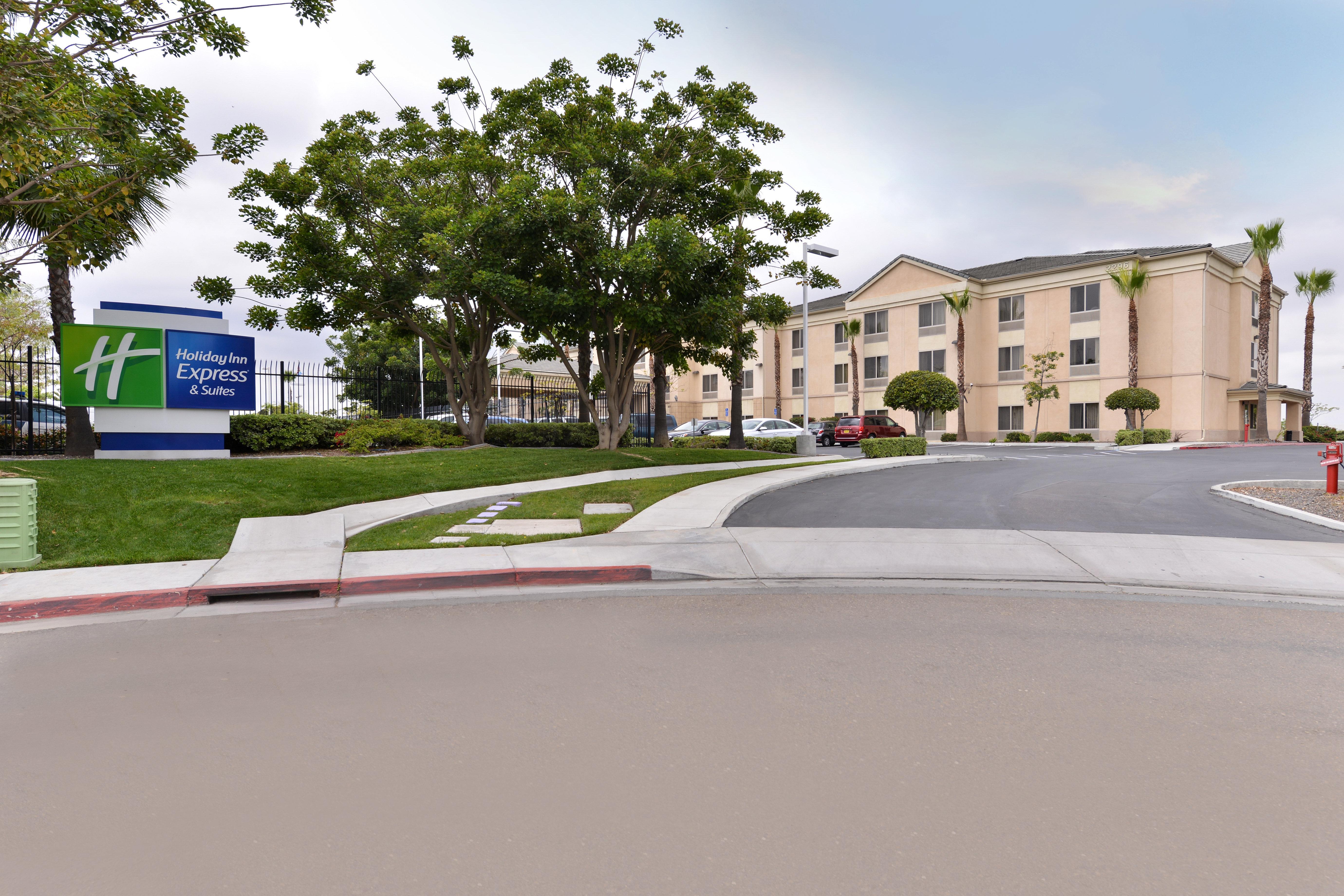 Holiday Inn Express San Diego - Otay Mesa, An Ihg Hotel Ngoại thất bức ảnh