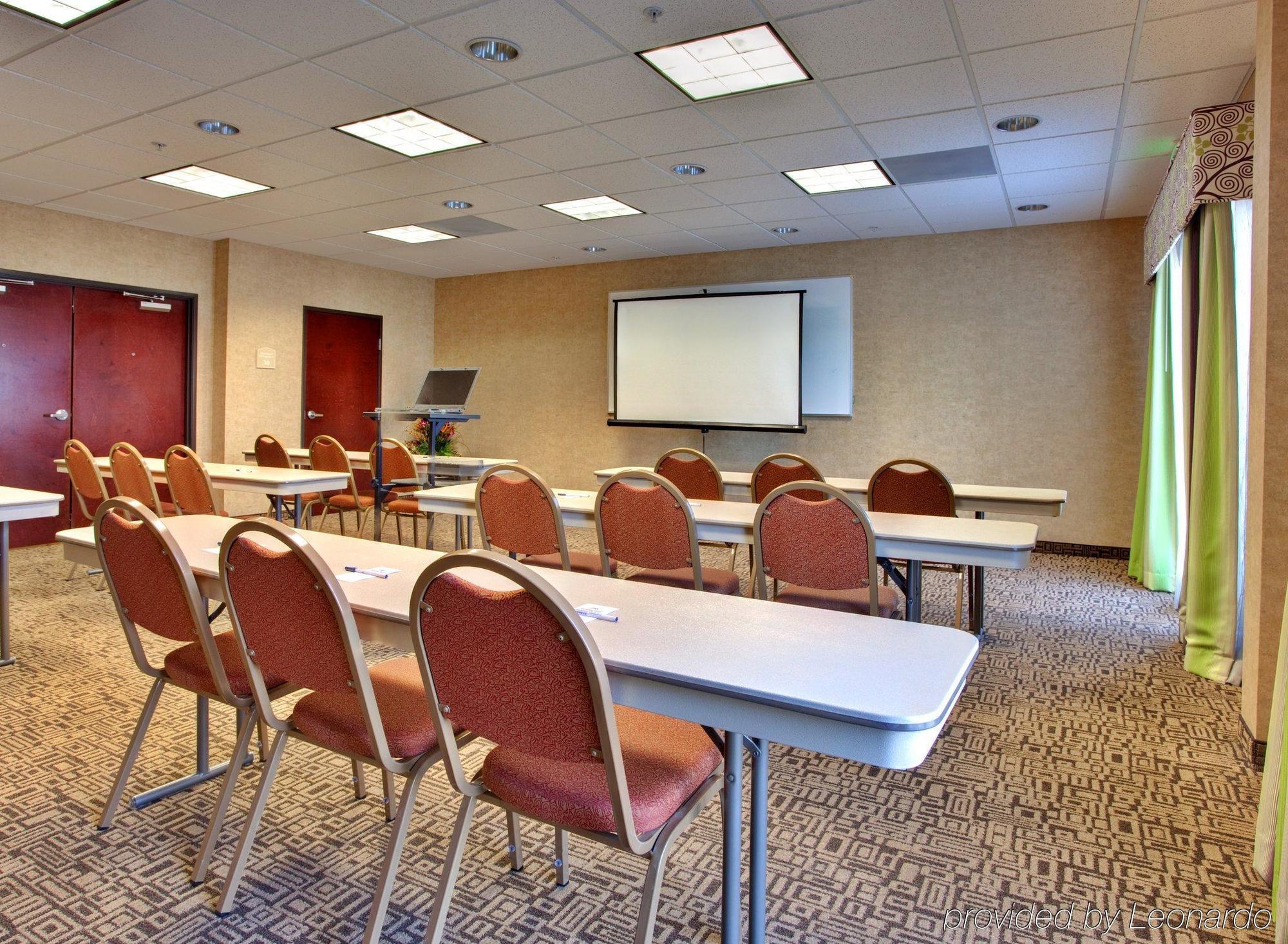 Holiday Inn Express San Diego - Otay Mesa, An Ihg Hotel Tiện nghi bức ảnh